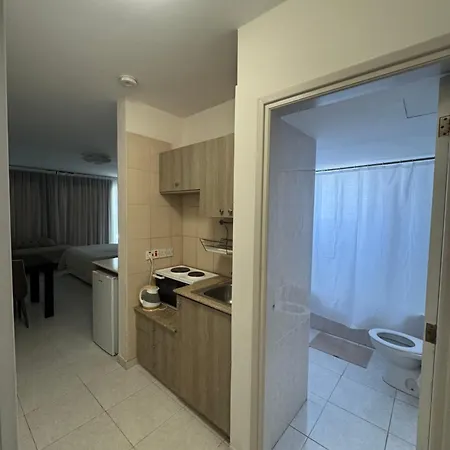 Aparthotel Marianna Limisso