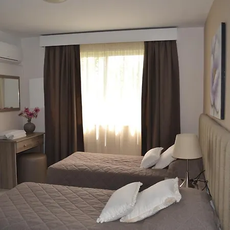 Marianna Aparthotel Limisso