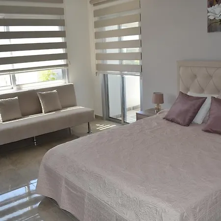 Aparthotel Marianna 3*